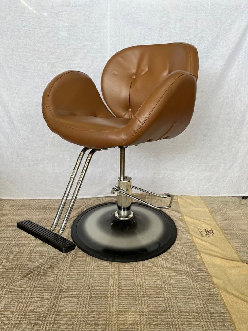 【アンティーク】美容院 理容室 スタイリングチェア 油圧式 バーバーチェア