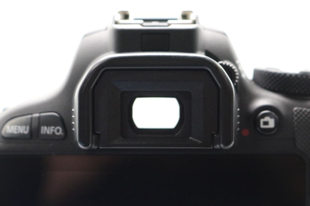 超美品 【Canon EOS Kiss X7 ダブルレンズセット】 安心保証あり