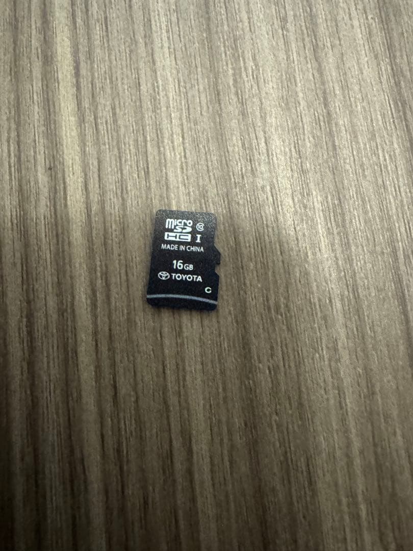 トヨタ純正ナビ　NSZT-W66T NSZT-Y66T 地図SD 2024年春