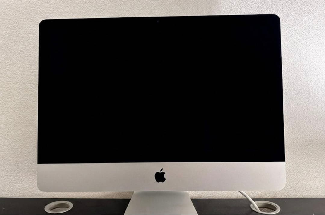 21.5インチiMac (Intel、2017年モデル)