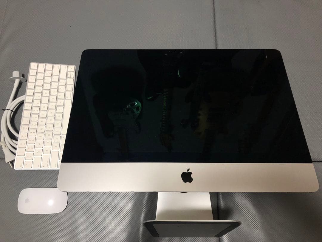 iMac 1.6GHz(21.5-inch, Late2015) 16GBメモリ