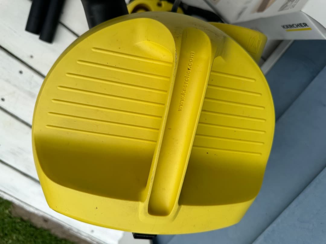 値下げ！KARCHER WD3.310Mケルヒャー乾湿両用掃除機フィルター4枚付