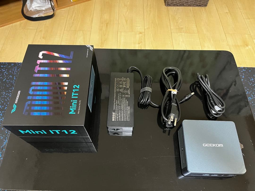 GEEKOM Mini IT12 ミニPC 本体