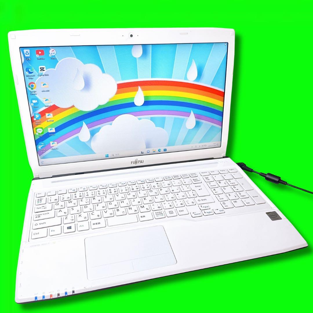 富士通❤️初心者向けすぐ使える❤️ネットや事務に❤️表計算や音楽取り込みなど❤️