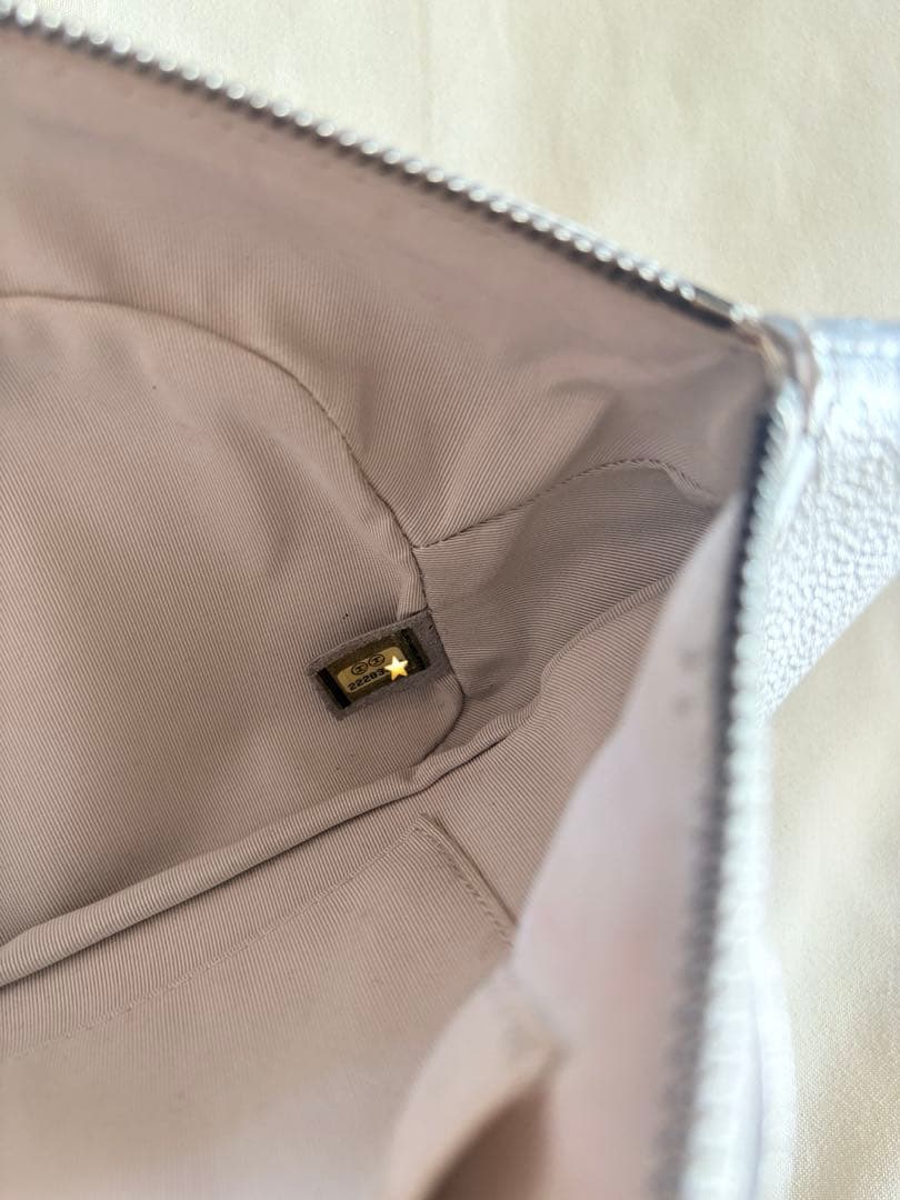 今だけ売り切り最終価格　CHANEL ウエストバッグ ボディーバッグ