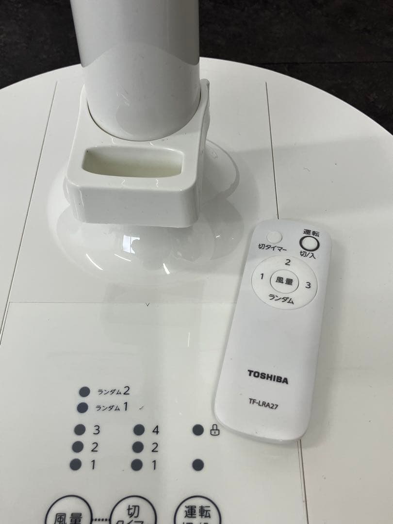 東芝　TOSHIBA AC扇風機TF-30AL27 2024年製 リモコン付き