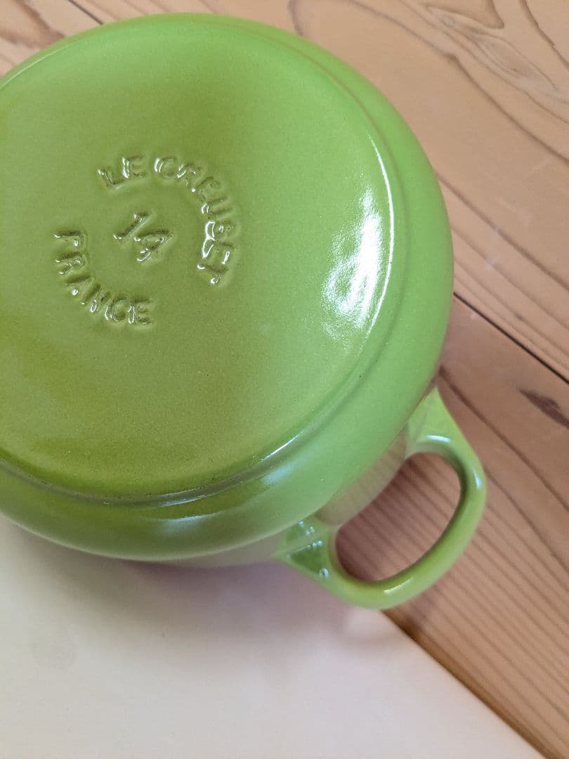 ル・クルーゼ　Le　Creuset ココット・ロンド　グリーン　14cm