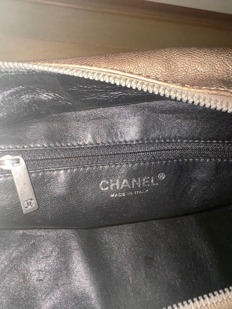 シャネル ラグジュアリーライン　ブロンズ チェーンバッグ