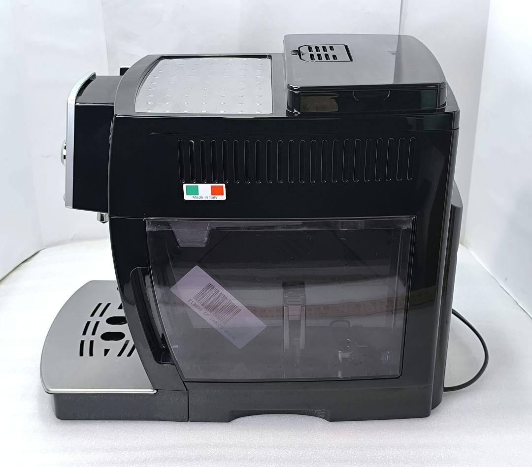 デロンギ　マグニフィカS コンパクト全自動コーヒーマシン　ECAM23210B