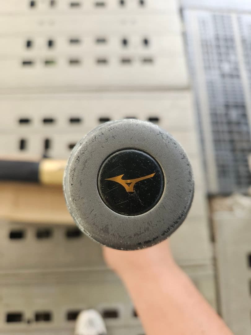 ミズノ ビヨンド メガキング2 ソフトボール　　 専用ケース付 85cm　バット