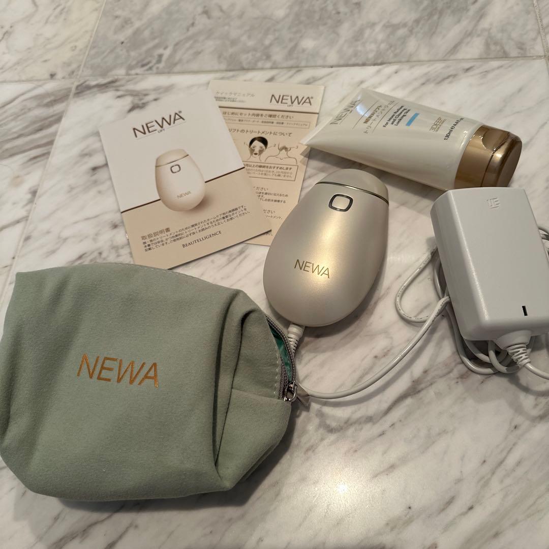 NEWA 美顔器 取扱説明書・クリーム・ポーチ付き
