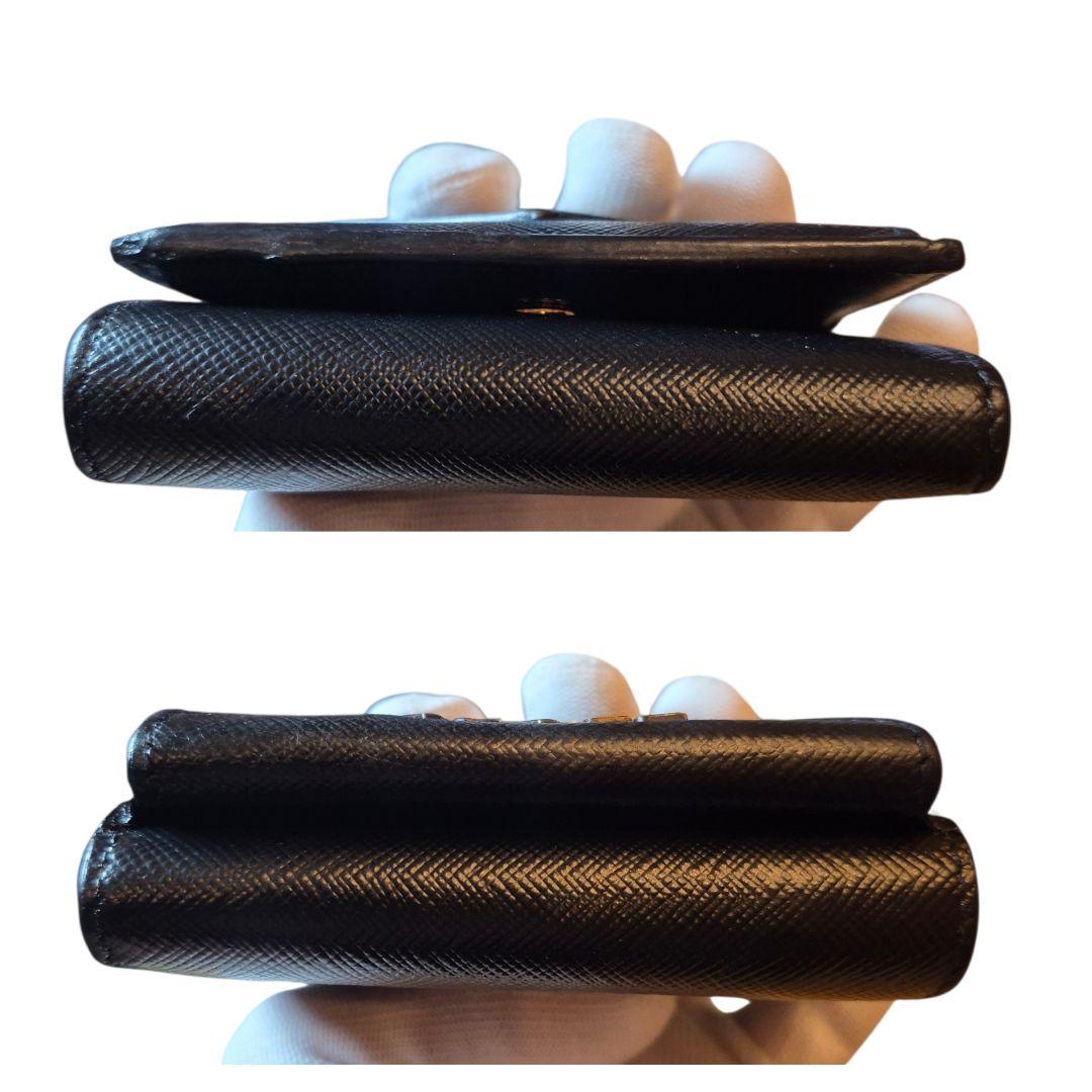 ＰＲＡＤＡ　プラダ　サフィアーノ　三つ折り財布