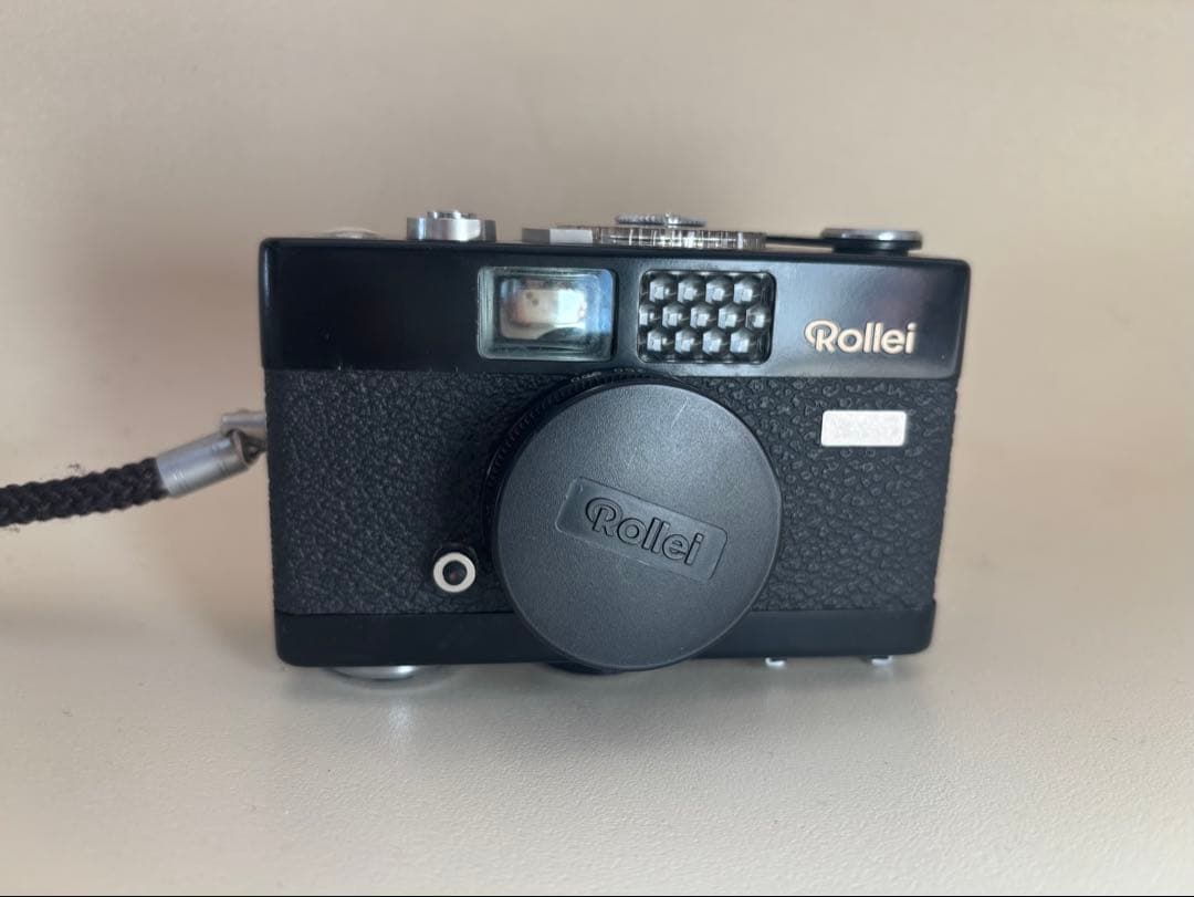 ローライRollei B35 シンガポール製　ストロボ　タイマー付き