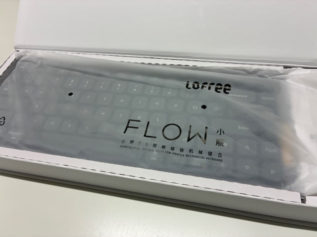 [ほぼ未使用品] Lofree FLOW ロープロファイルキーボード US配列