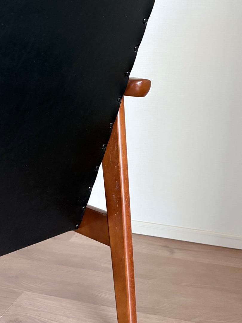 カリモク60 Kチェア2シーター ブラック　2人掛けソファ