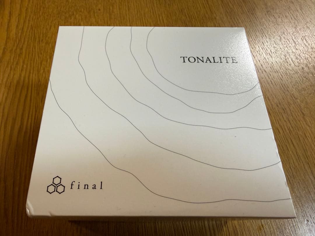 【超美品】 final TONALITE ワイヤレスイヤホン