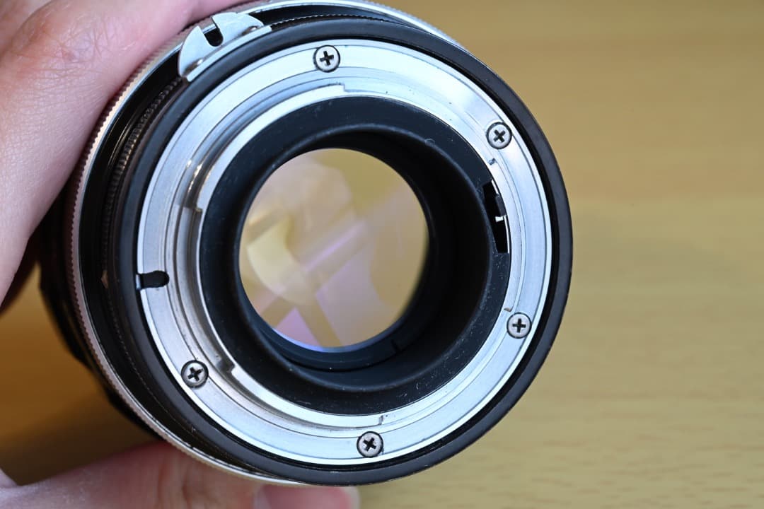 美品 NIKKOR-H Auto 85mm F1.8 分解清掃済み