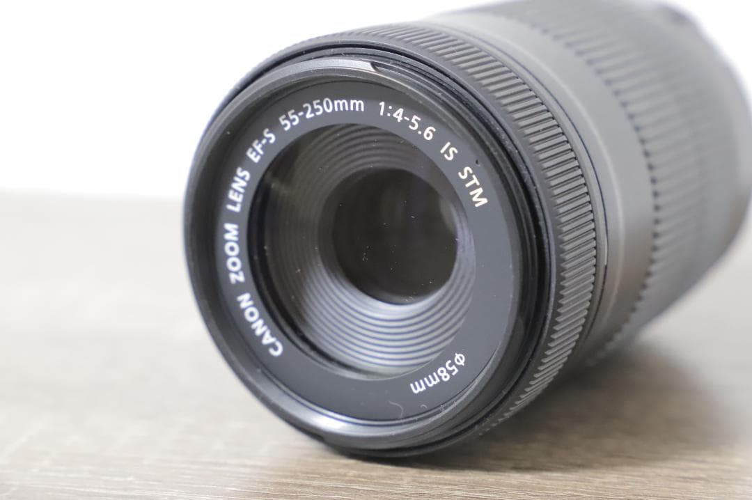 Canon EF-S 55-250mm f/4-5.6 IS STM　美品