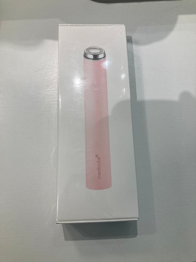 新品未開封　メディキューブ 美顔器 AGE-Rブースタープロミニ