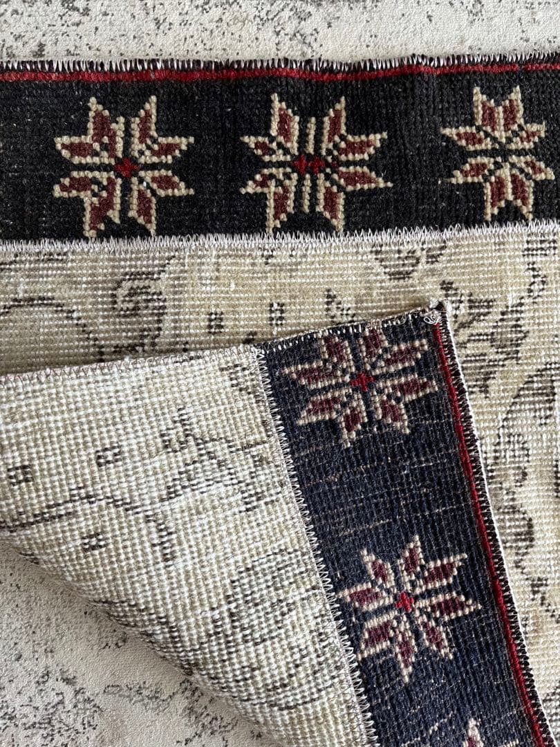 パッチワーク トルコヴィンテージラグ　深みネイビー×ベージュ　トルコラグ