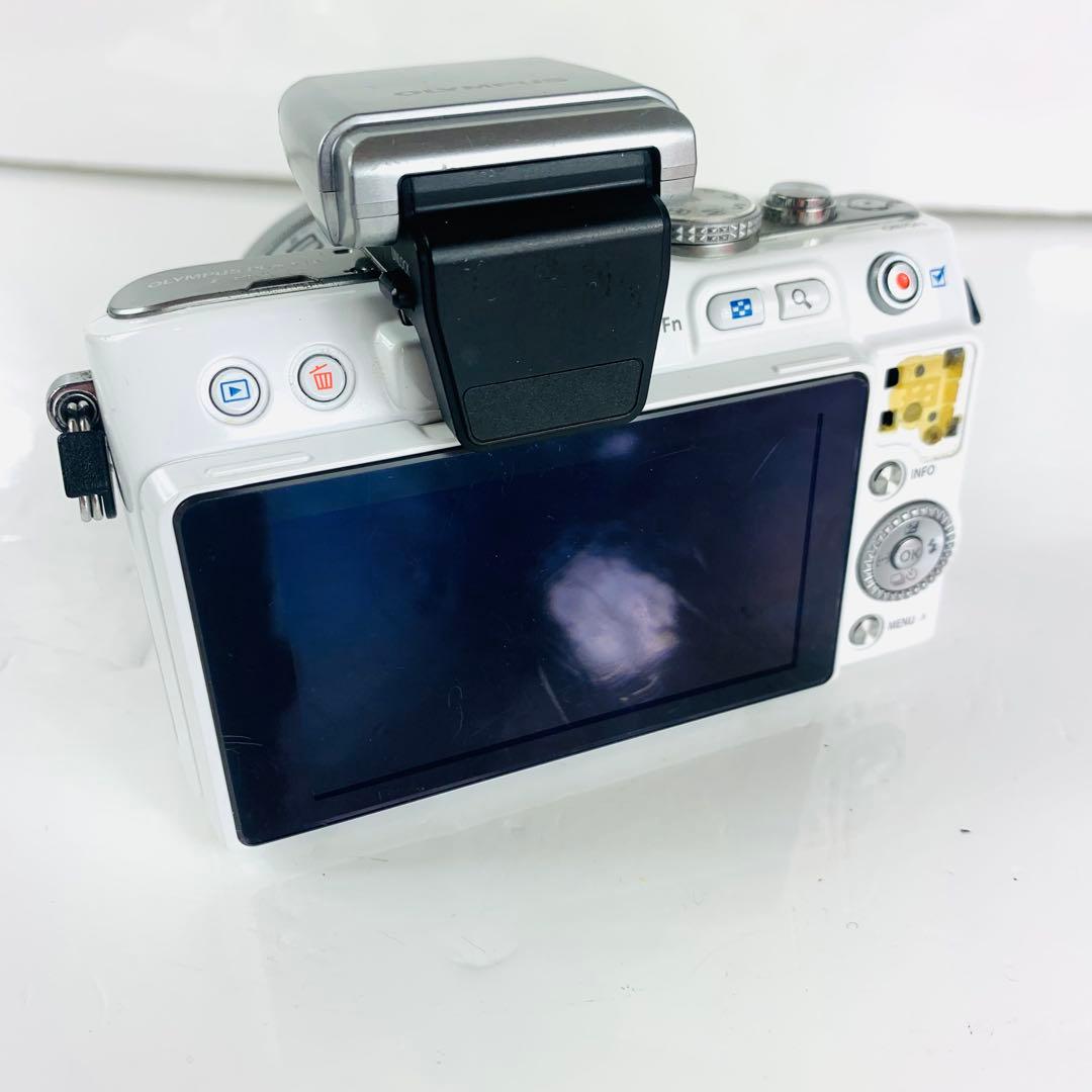 OLYMPUS オリンパス E-PL3 レンズセット バッテリー6個付き