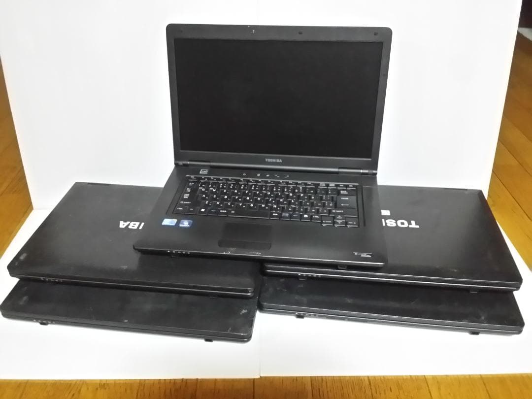 ノートパソコン　286 Core i5 動作確認済みジャンク ５台