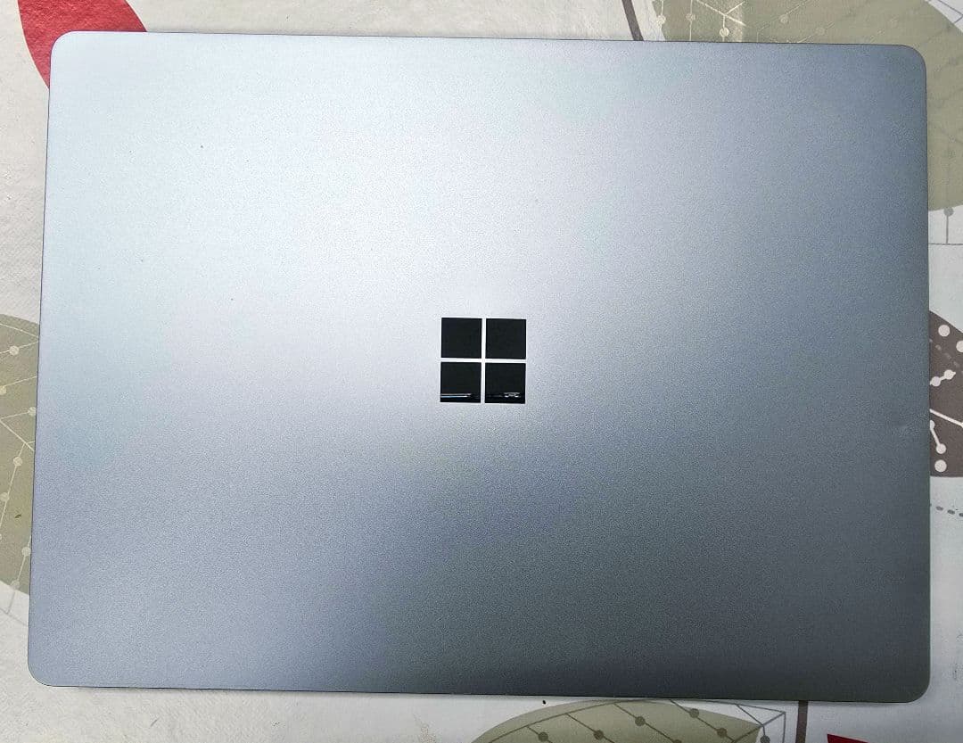 Surface Laptop Go Core i5 8GB アイスブルー