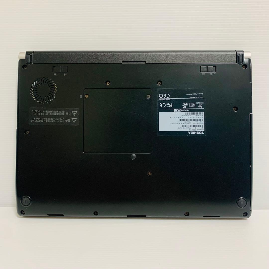 dynabook RZ83/TB i7 SSD256GB Win11 中古