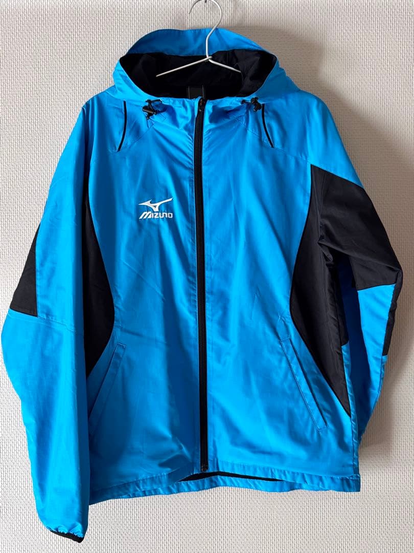 ユーリ!!!×MIZUNO　ウインドブレーカー　Mサイズ