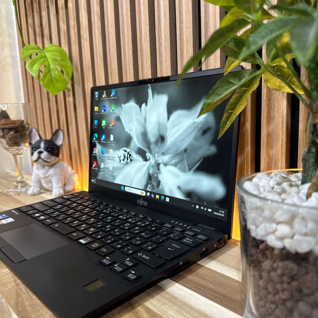 美品‼️LIFEBOOK☘️最高峰i7☘第11世代☘️フルHD☘最新ノートパソコン