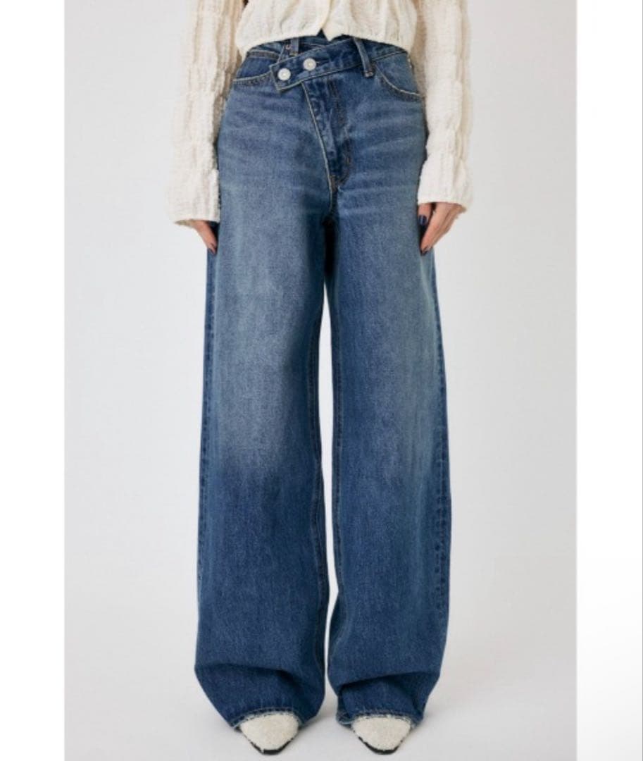 あ*ん様 MOUSSY クロスウエストワイドストレート　デニム