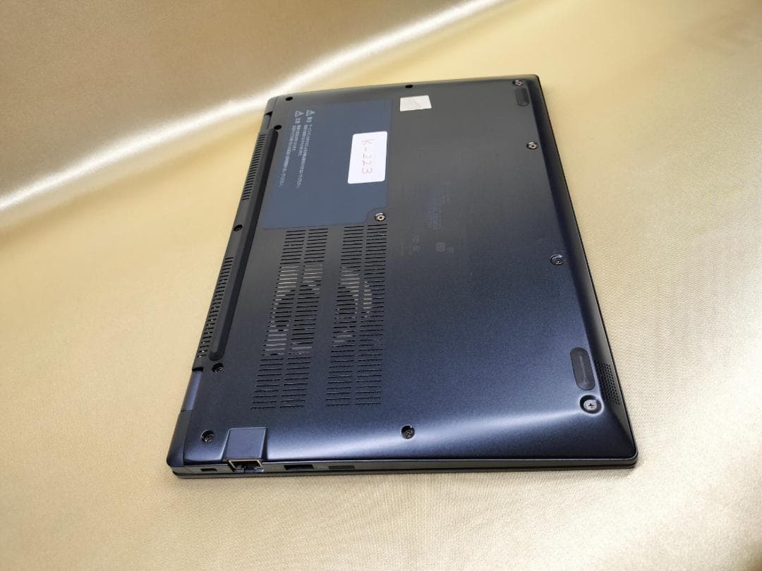東芝　Dynabook G83/KW　高性能　2023年モデル(K-223)