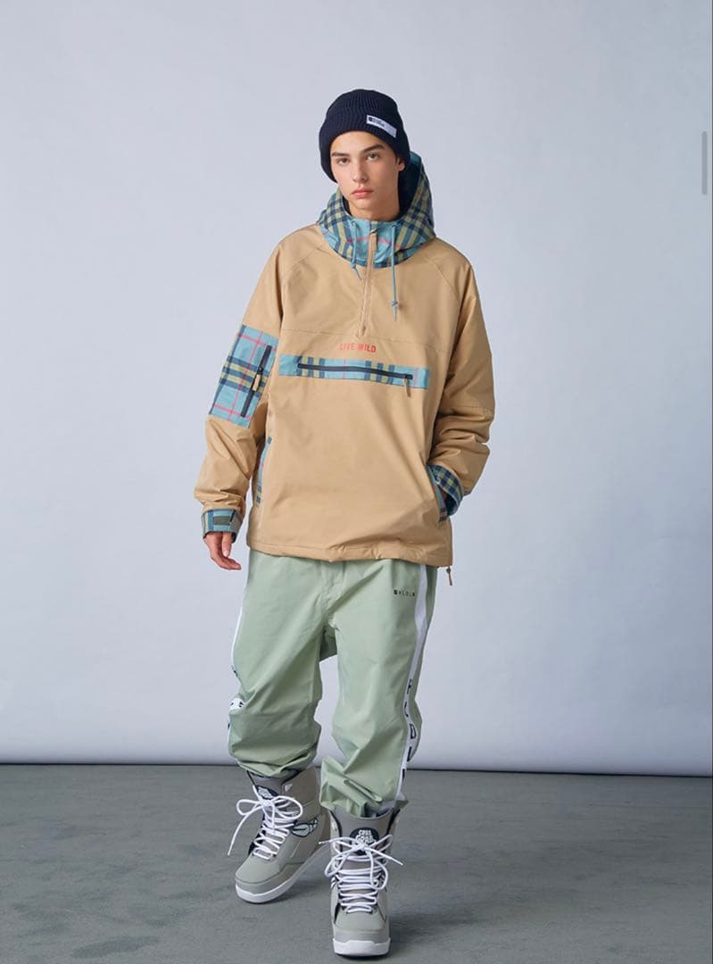 【値下げ】スノーボードウェア 上下セット 新品 L ベージュ 韓国