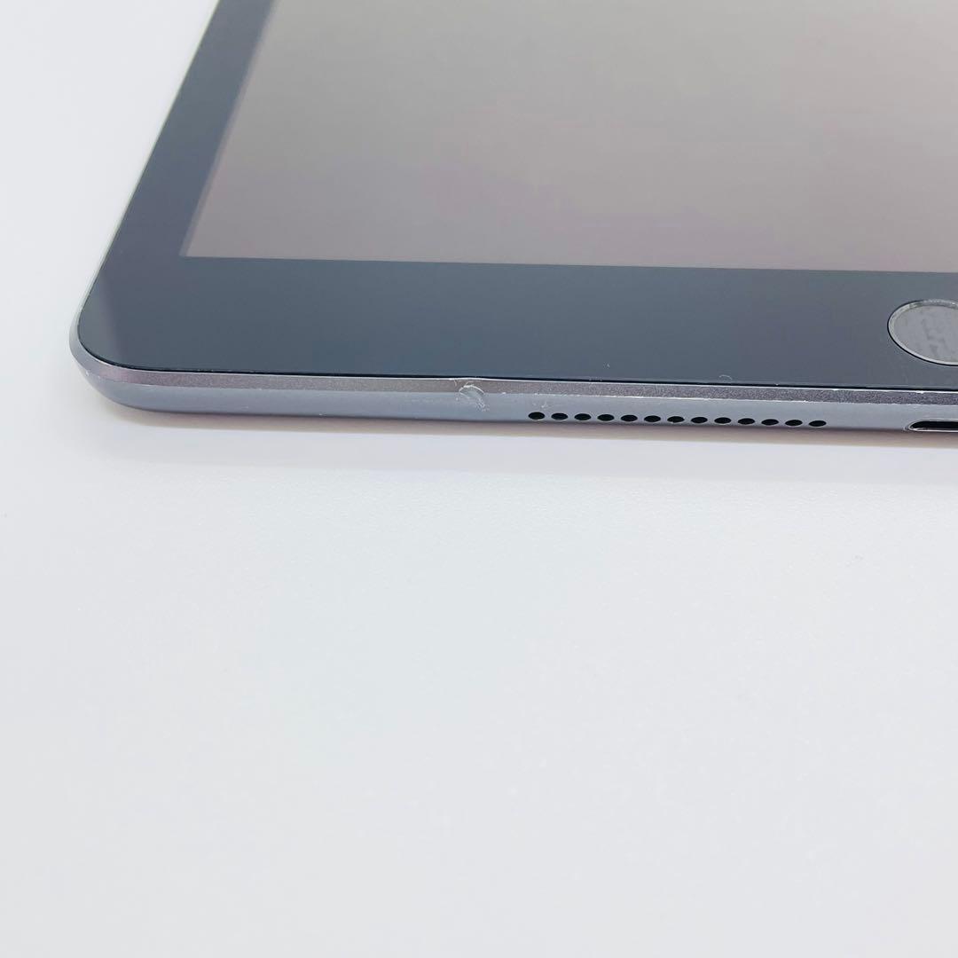 最新iOS26.2！ iPad 第8世代 グレー 32GB 本体APPLE