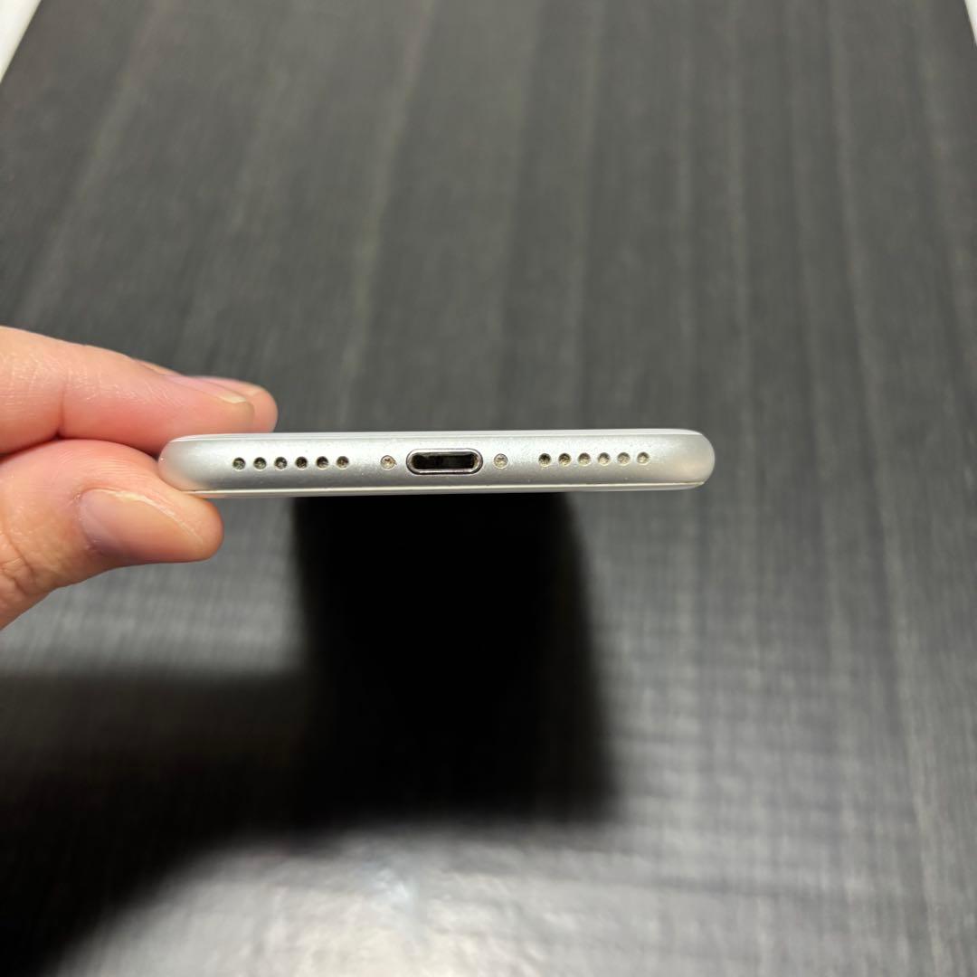 Apple iPhone 8 ホワイト 本体　256GB