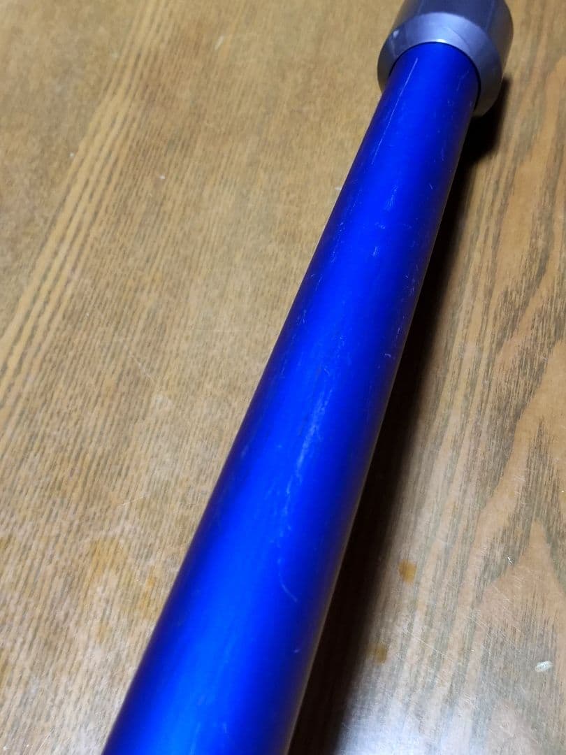 ダイソンV8 SV10K掃除機 完全分解清掃済み動作品 純正バッテリー２つセット