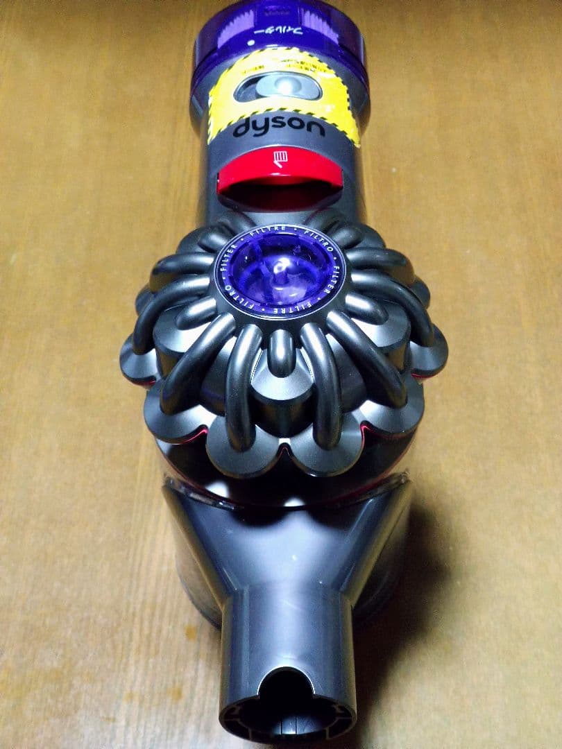 ダイソンV8 SV10K掃除機 完全分解清掃済み動作品 純正バッテリー２つセット