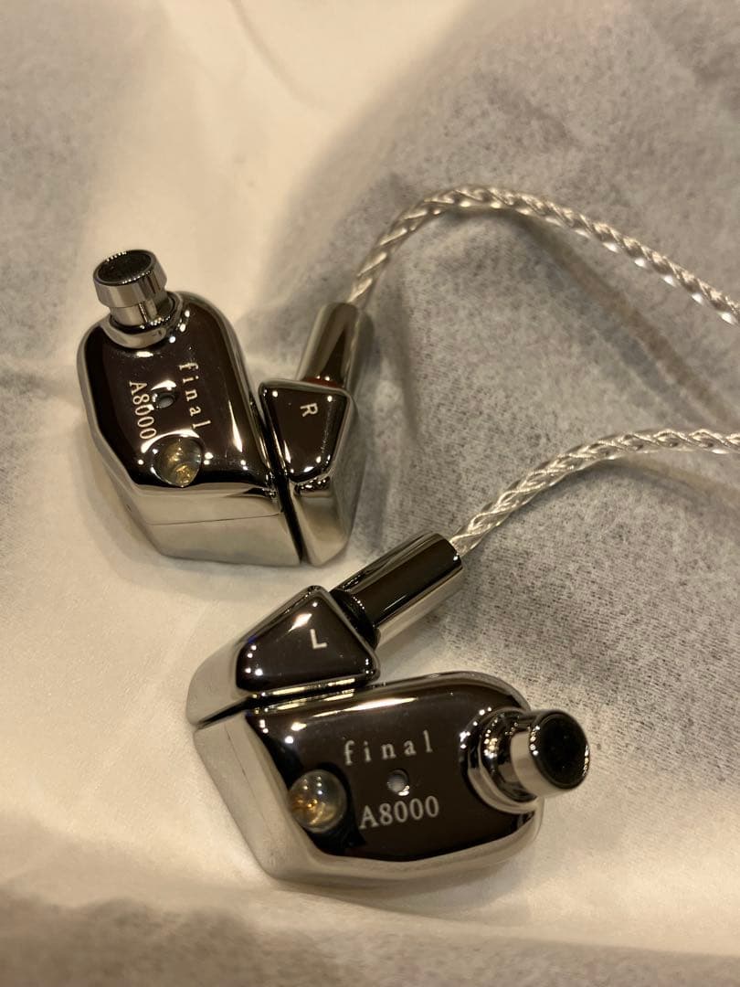 イヤホン Final A8000
