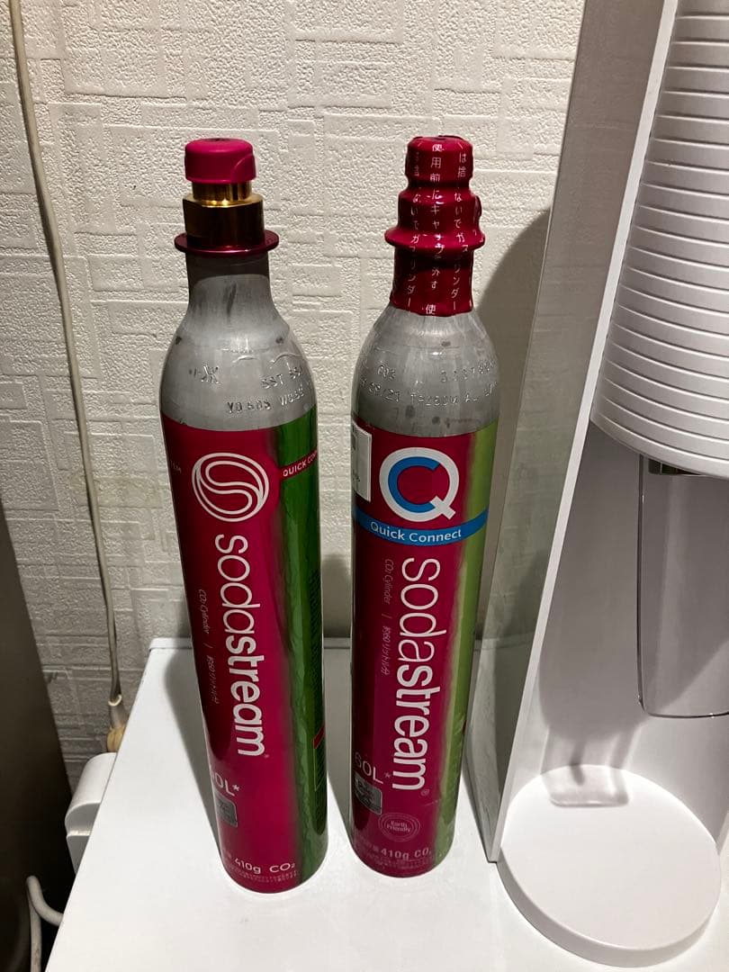 sodastream tera 炭酸水メーカー ガス新品2本 500mlボトル