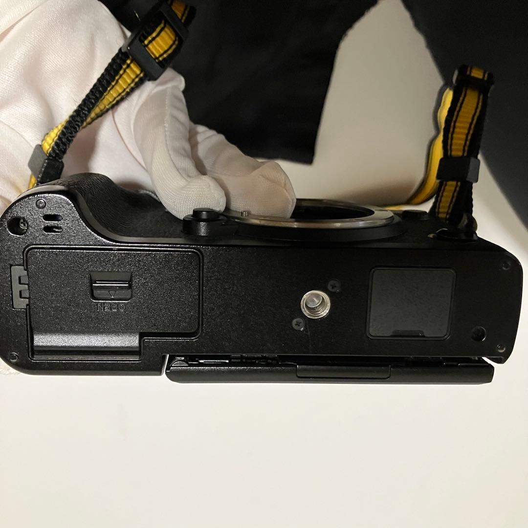 フジフィルム　Fujifilm X-T3 本体 充電器・microSD付き