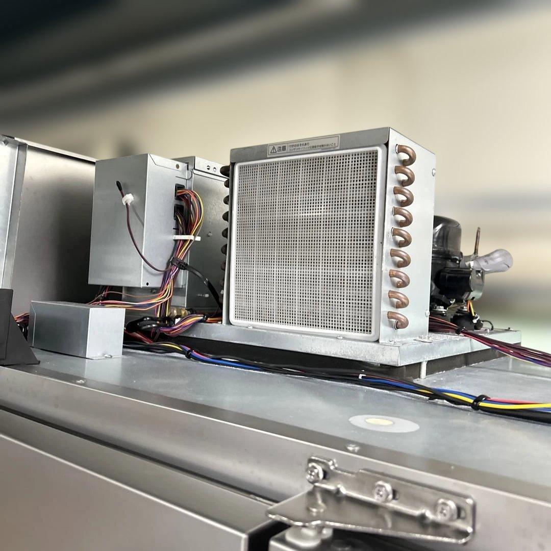 6302【程度良好】パナソニック 業務用冷凍冷蔵庫 SRR-K1883C2B