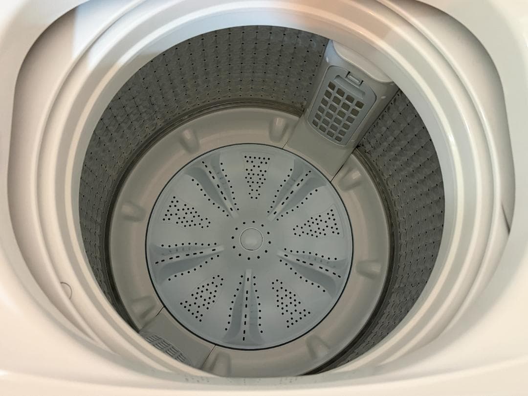 送料込み! 2022年製 AQUA 洗濯機 7kg AQW-P7M