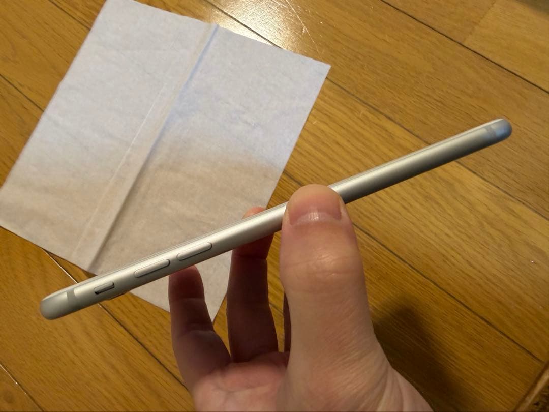 Apple iPhone 7 Plus 128GB シルバー