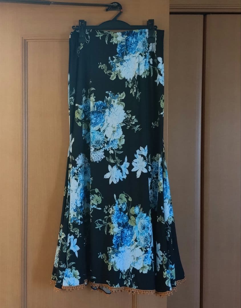 【フラメンコ】ソニアジョーンズ　練習用スカート　ファルダ