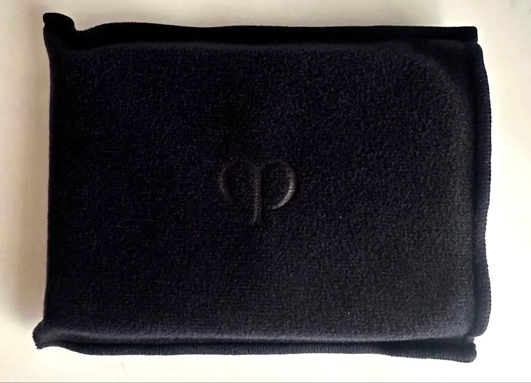 クレ・ド・ポーボーテ タンプードルエクラⅡ ピンクオークル10 ケース付き