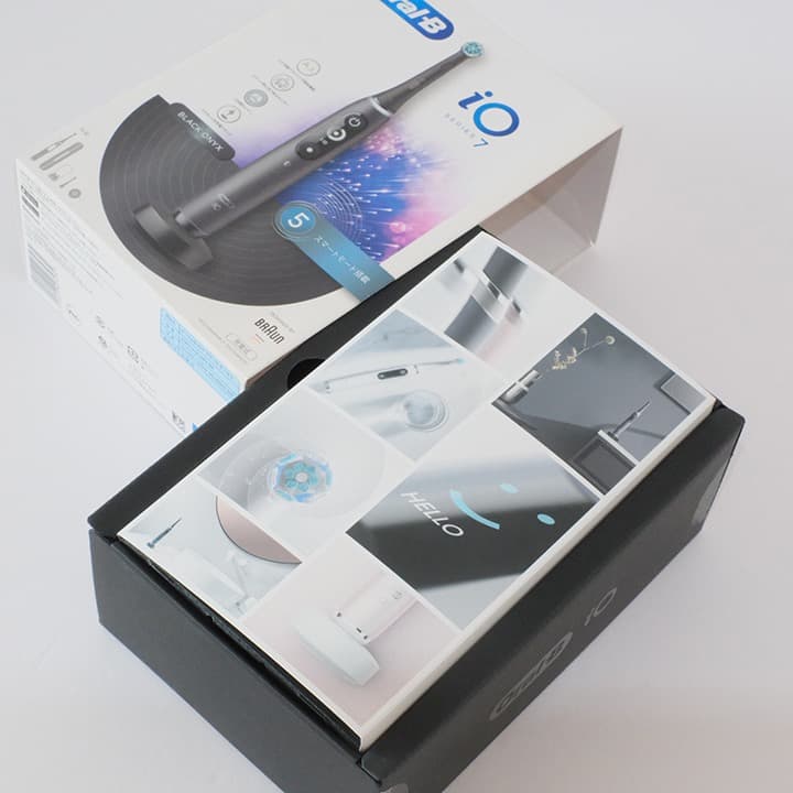 【超美品】Oral-B iO Series 7 本体 (替ブラシ4本付) 黒