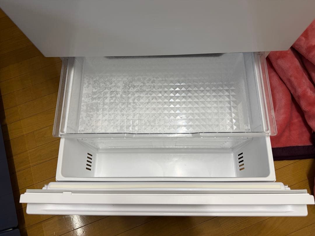 奈良発 日立 2025年製 フレンチ 6ドア冷蔵庫 570L VW57V （W）