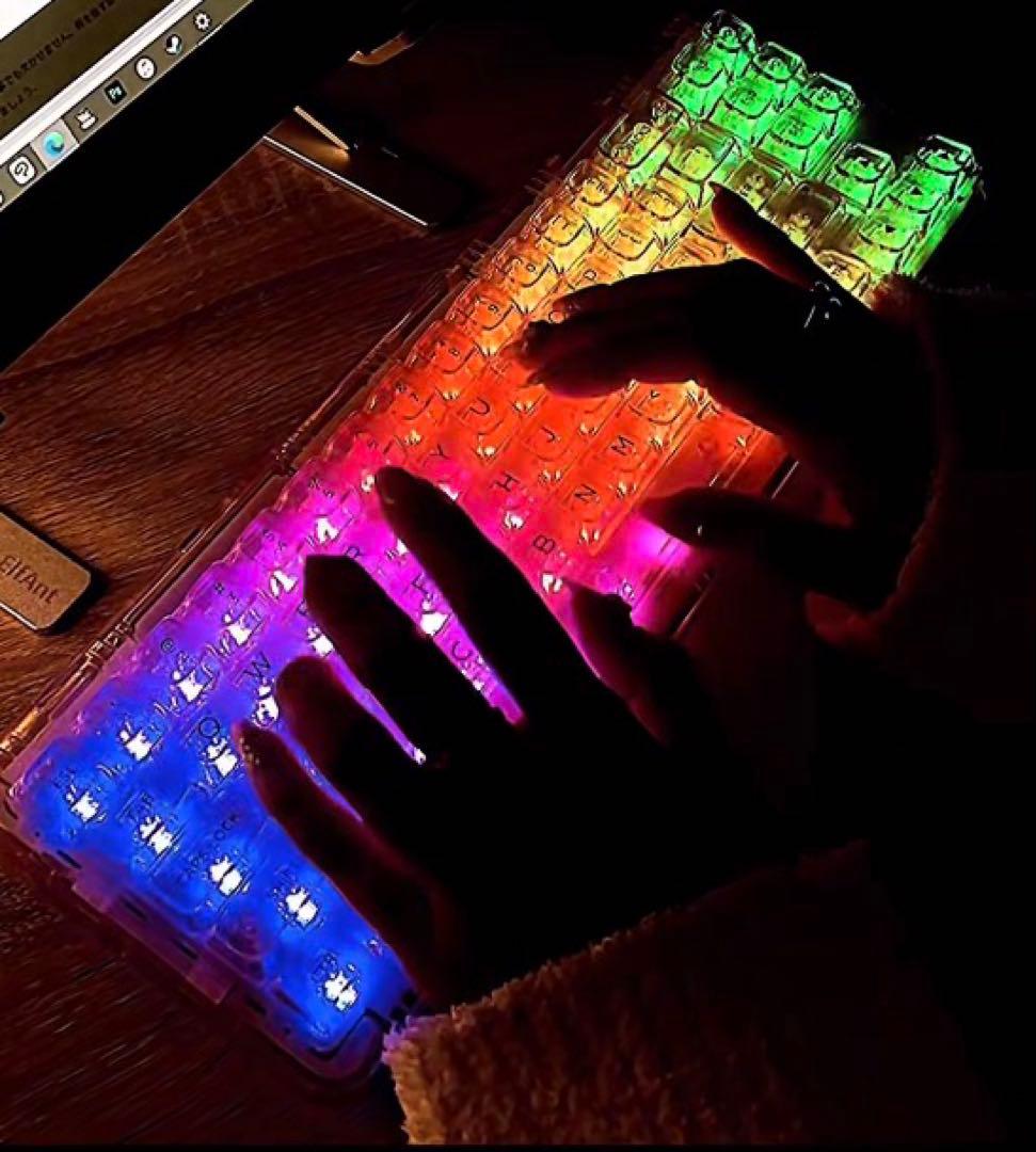 【SNS大バズり】YUNZII X71 MACも対応RGBコトコト音キーボード