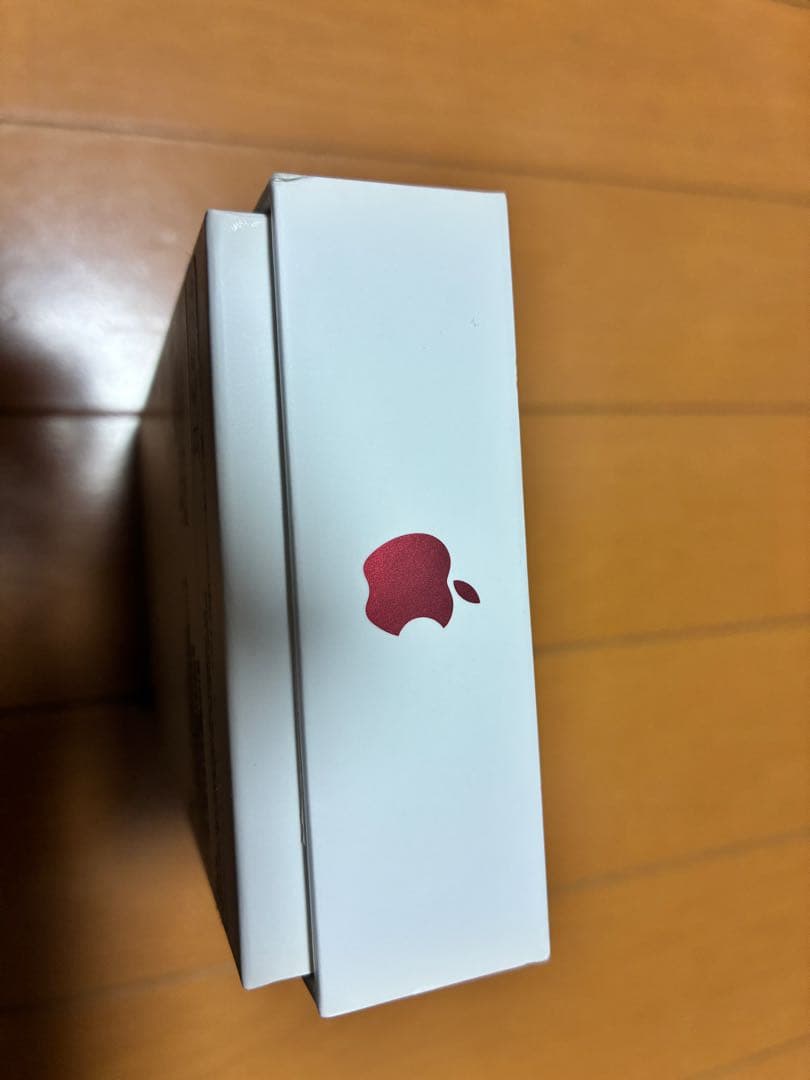 【新品未使用】iPhone SE（第3世代）256GB レッド｜純正箱・備品付き