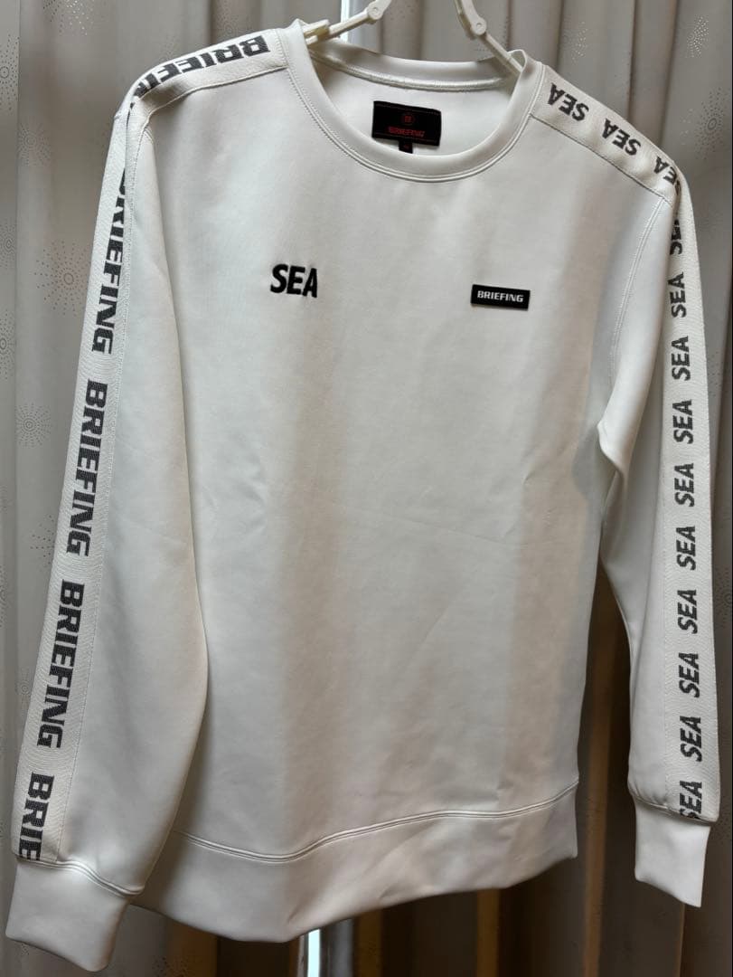 【taka】BRIEFING サイドロゴ　 クルーネックセーター Mサイズ